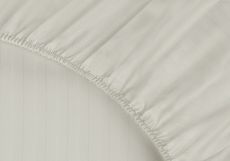 Простыня Plus на резинке